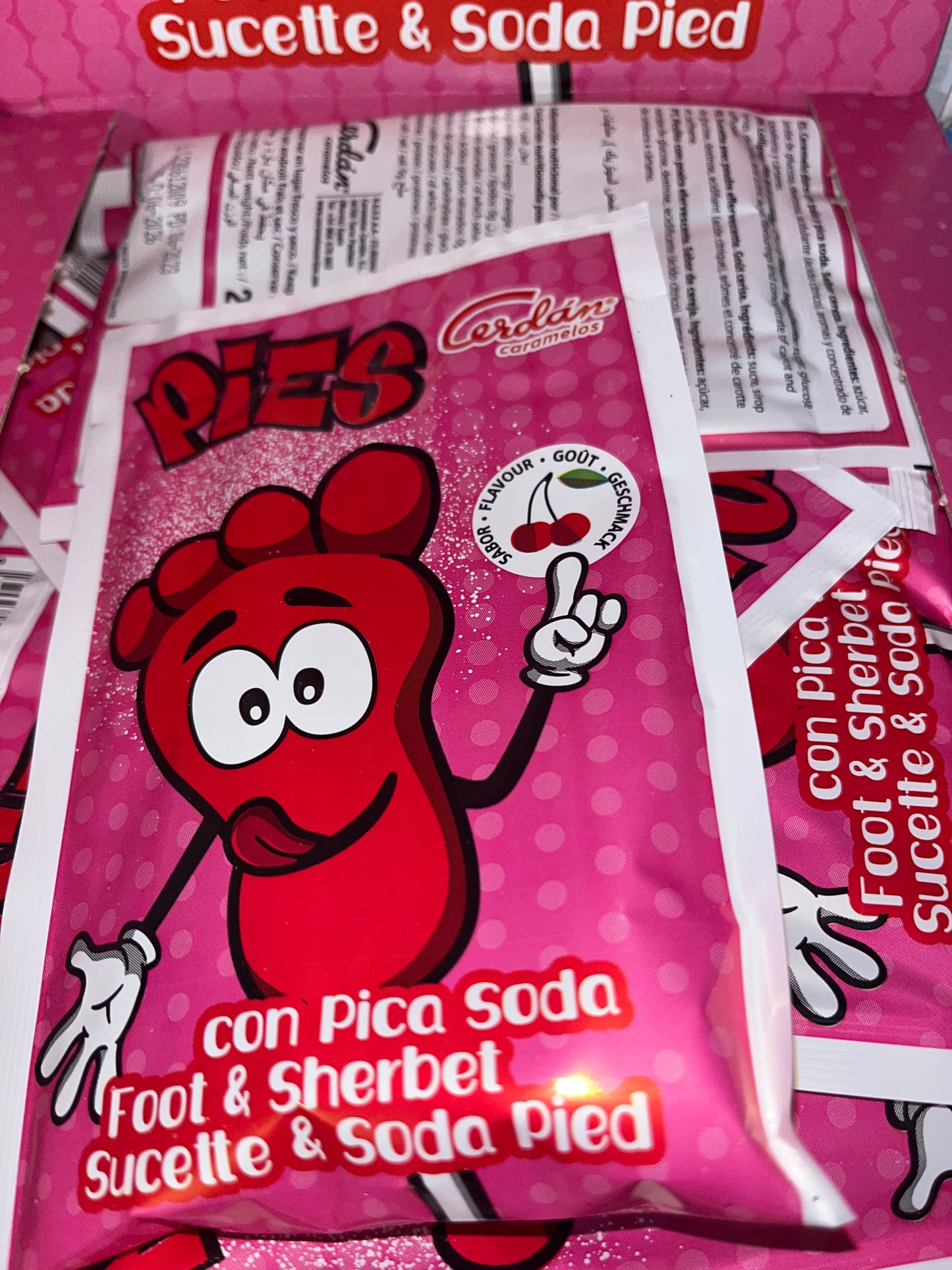 Sucette en pied avec poudre cerise (l’unité)